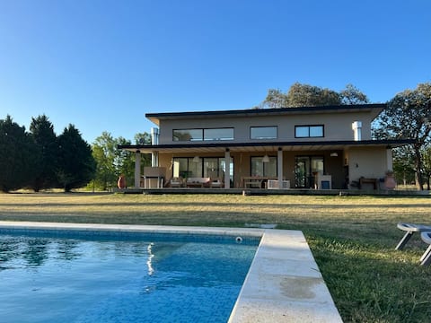 One-hectare farm in Lujan