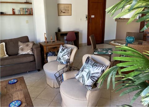 Successful Airbnb property: Penthouse w/Jacuzzi - Barbecue 200m from the Beach in Rio De Janeiro