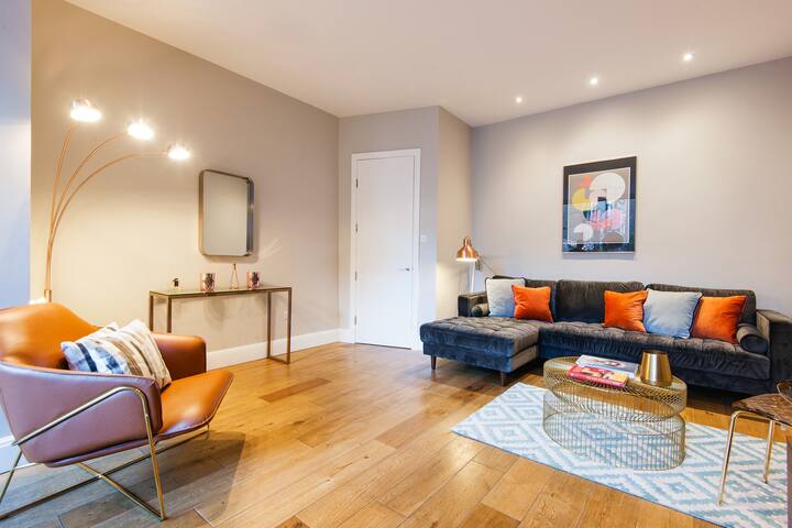 Grafton Way: A Fantastic Terraced 2 Bedroom gallery image 2