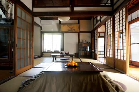 Entire old house * Zushi "Sakurayama Knowchi"/Maximum 6 people/WiFi available/For those who want to 