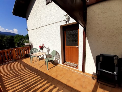 Popular Airbnb listing: L 'Oriol in Saint Martin D'uriage