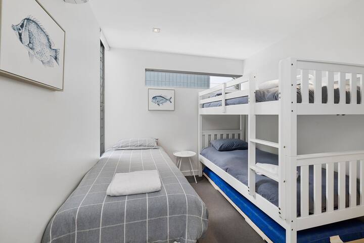 Apartment Three-17 – Lorne Holiday Stays gallery image 3