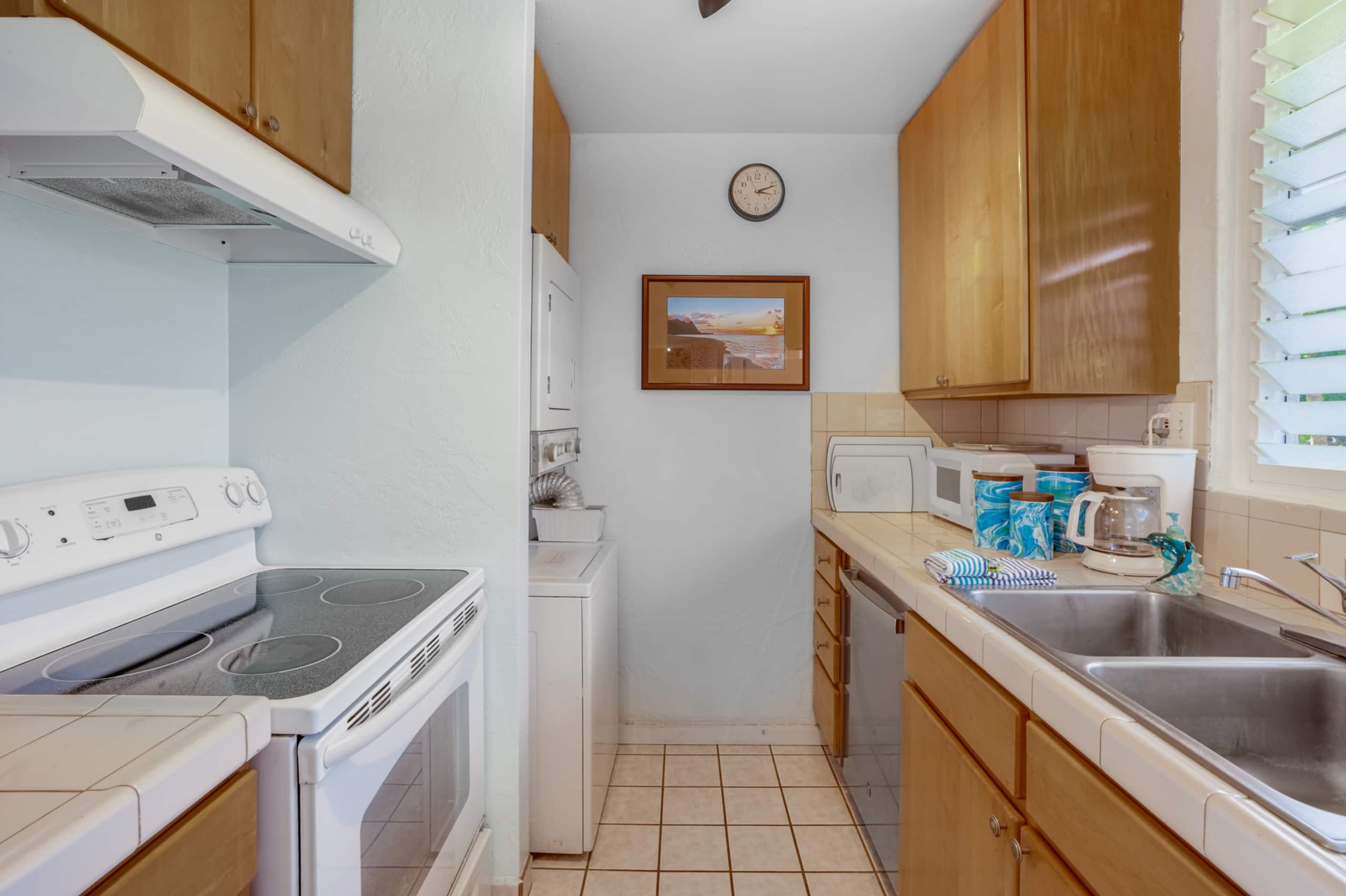 Condo in Koloa · ★4.8 · 1 bedroom · 2 beds · 1 bath - Image 9