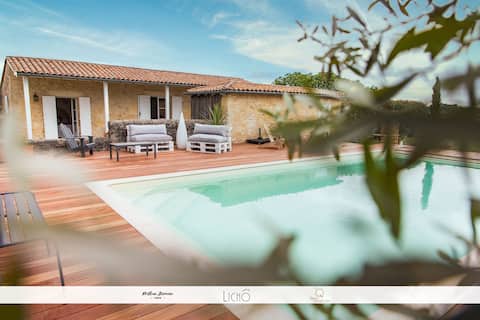 2-person gîte on a vineyard near Bordeaux