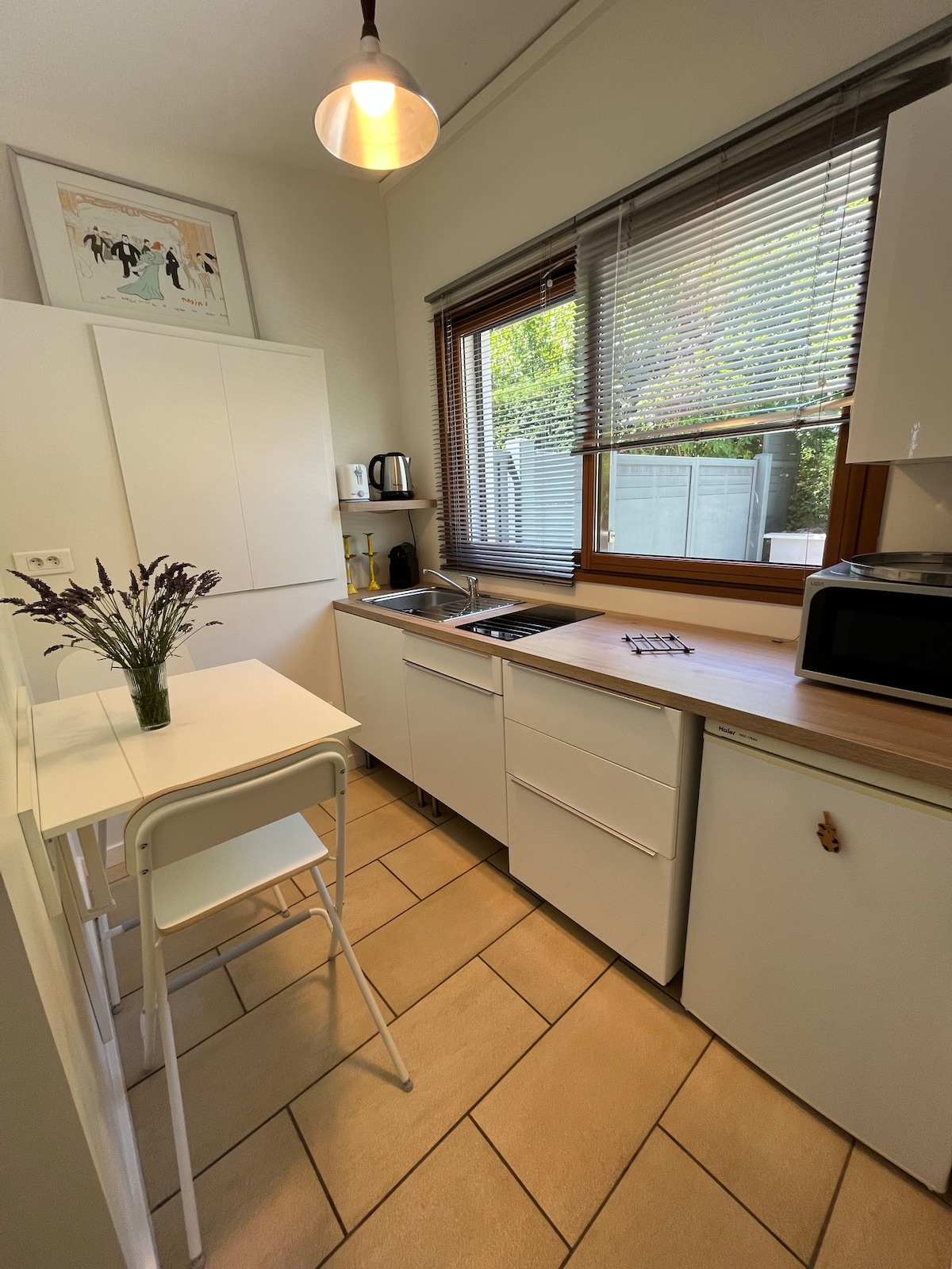 Top Airbnb: Quiet Limite Croix-Rousse T1 a Caluire Et Cuire