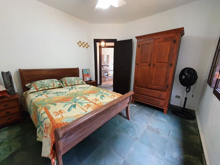 Ოთახი 1 - ორადგილიანი აპარტამენტი.