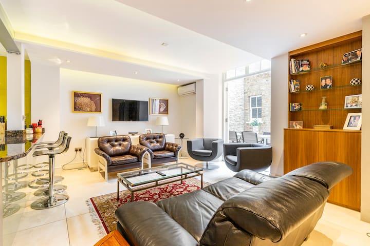 Delightful Marylebone Mayfair boarder spacious