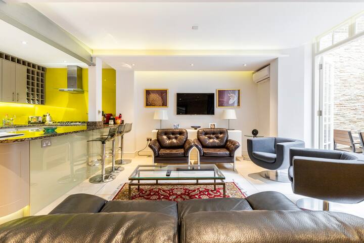 Delightful Marylebone Mayfair boarder spacious gallery image 3