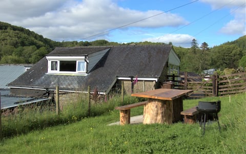 The Granary Farm Stay Snowdonia Coast Sleeps 5