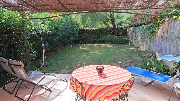 Maison 90 M² Avec Petit Jardin Cloturé. Mer à 700m - Sainte-Maxime