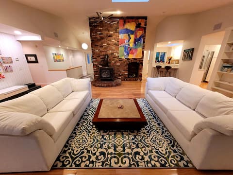 Popular Airbnb listing: Emmons Hill Escape in Oneonta
