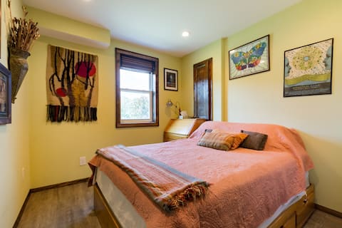 Artful Guest Suite | Stunning Views & Fitness Area