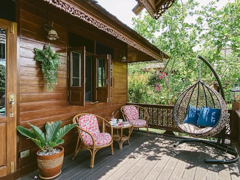 Traditional Wood Villa I Rommai Villa 3