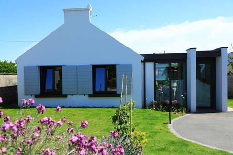 House on the dunes with 38° Spa
