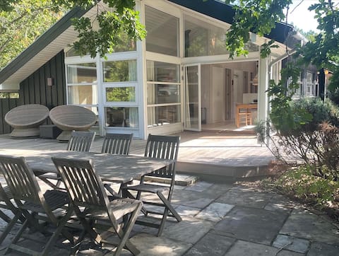 Cottage in forest & close to beach