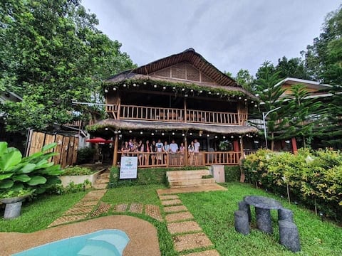 Lakefront Home (Entire house)