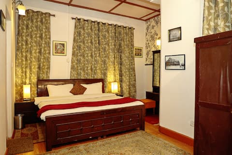 5 BHK Heritage Private Cottage in Central Shimla
