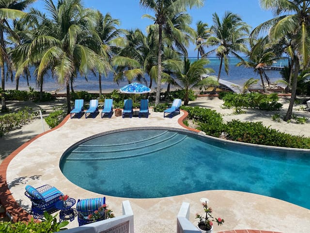 ★Luxury Private Beachfront Villa – Stella di Mare★