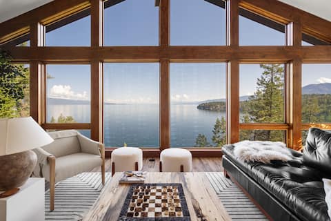 Successful Airbnb property: Modern Mountain Lake House in Flathead Lake