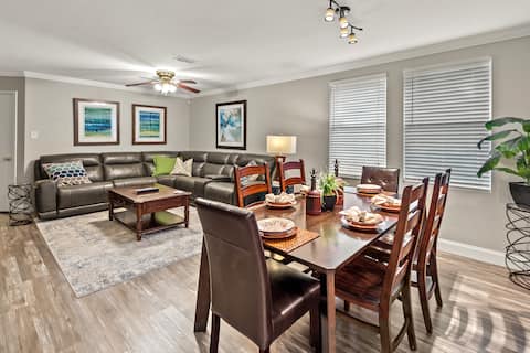 Successful Airbnb property: CHARMING 4BR Frisco Retreat, 6 Smart TVs in Frisco