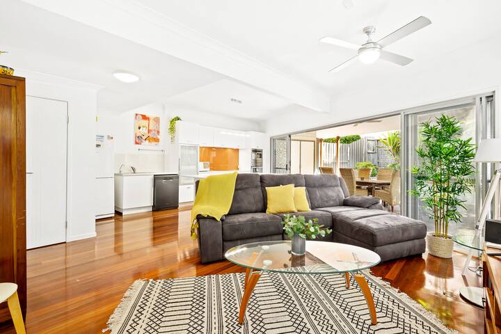 Private Sanctuary Close to Suncorp Free Parking