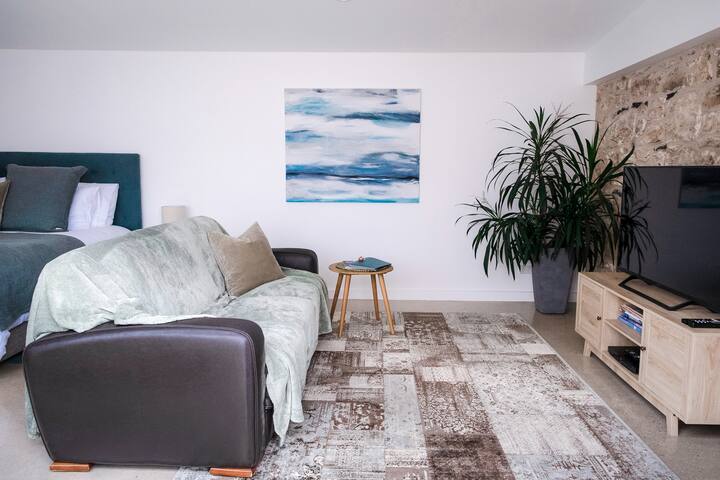 Port Fairy Bnb - The Green Suite - Port Fairy