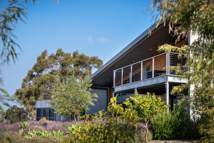 Balmoral I Private Properties gallery image 5