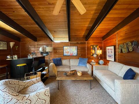 Gorgeous home just 1 block to ocean - all yours!