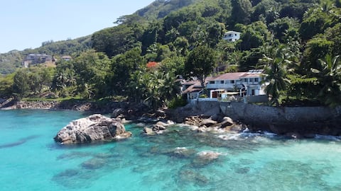 Yarrabee House - Self Catering