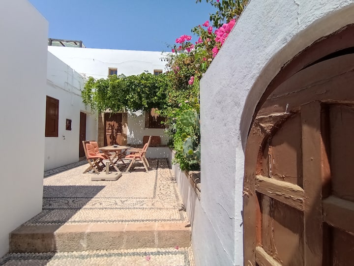 Lindos Village House - Lindos