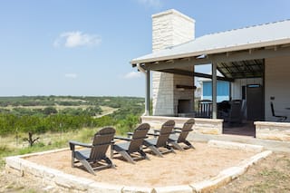 Stay near Dripping Springs