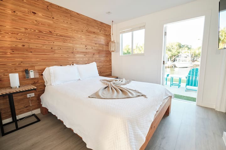 Seaside Escape | Cozy Key Largo Cabanas 4