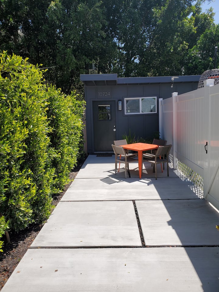 10 Best Airbnb Vacation Rentals Near Universal Studios, California