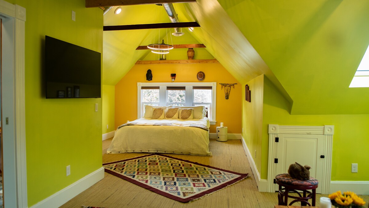 50-palcovýinteligentný televízor/manželská posteľ CA