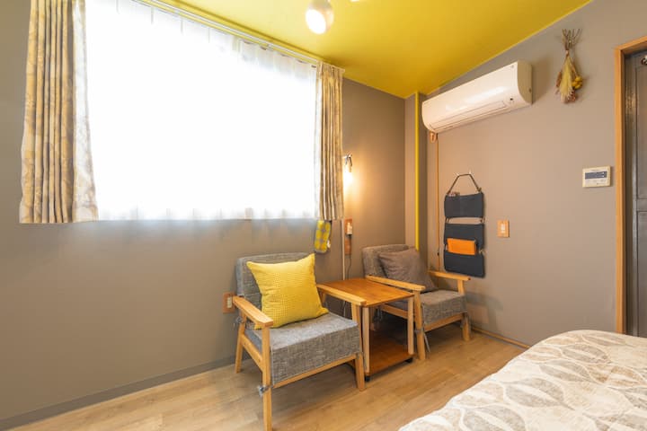 Simple Studio Apartment in Osaka - Apartments for Rent in