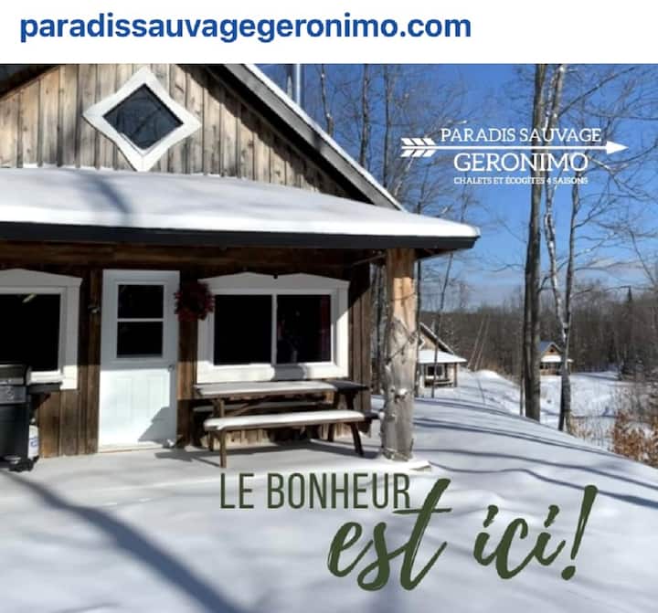  Le roi, L'apache face au lac Chalets à louer à SaintÉtiennede