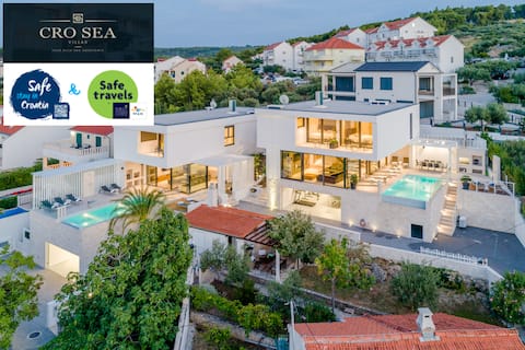 Luxury Villa Complex "Pax & Vitae", 16 sleeps