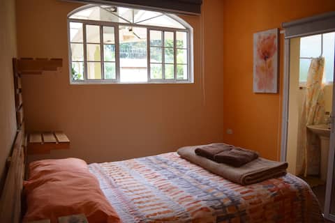 Cozy and sanitized apartment 5min Casa de Dios