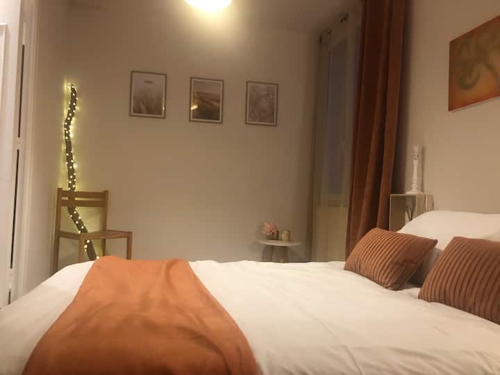 terracota room 2 beds ( upstairs)
possibility of baby cot