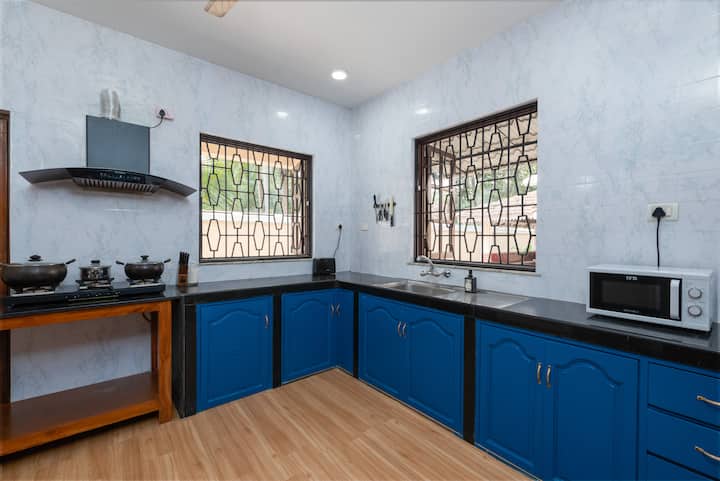 Self catered villa with fully equipped kitchen