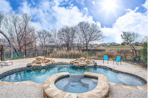 Pool, Hot tub, Theater, Game Room, on Golf Course