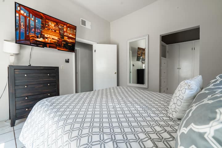 ห้องนอนใหญ่