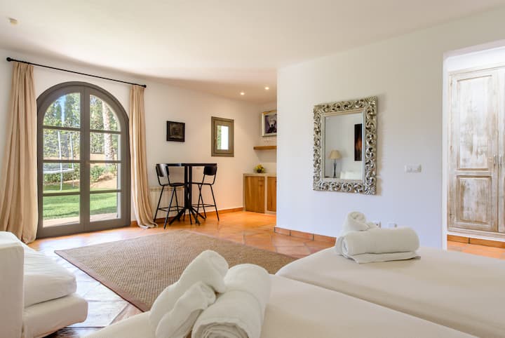 Studio na Kitchenette na en-suit 