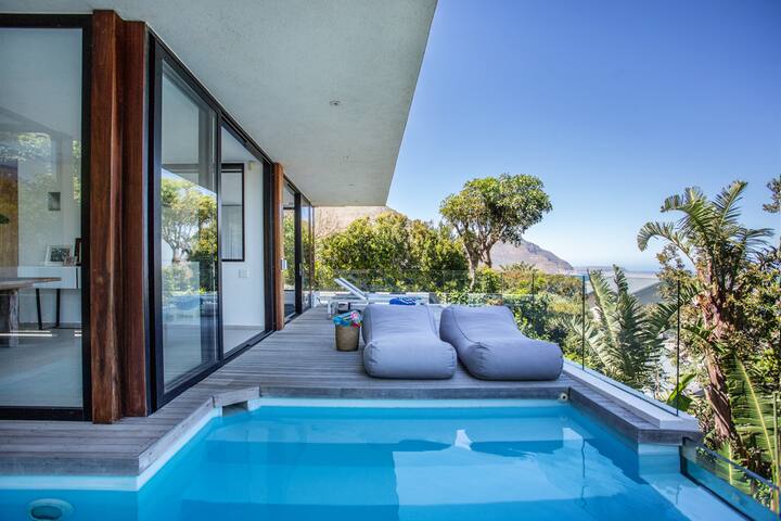 Modern 4BR Villa | Ocean Views | Pool + Jacuzzi gallery image 2