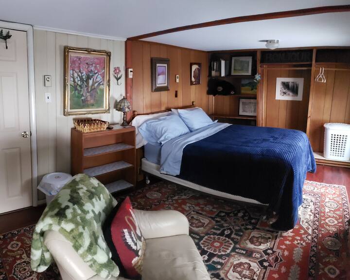 Lake Carey Vacation Rentals & Homes Lemon Township, PA Airbnb