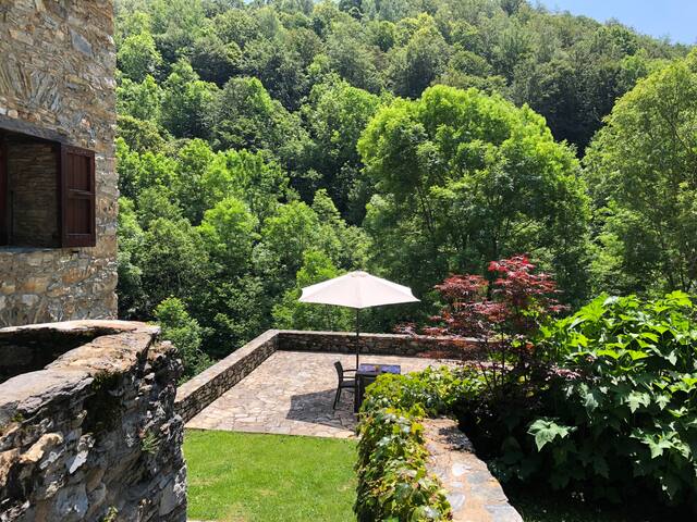 Masia a Molló Can Masó gallery image 5