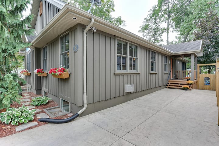 The Beach House Grand Bend