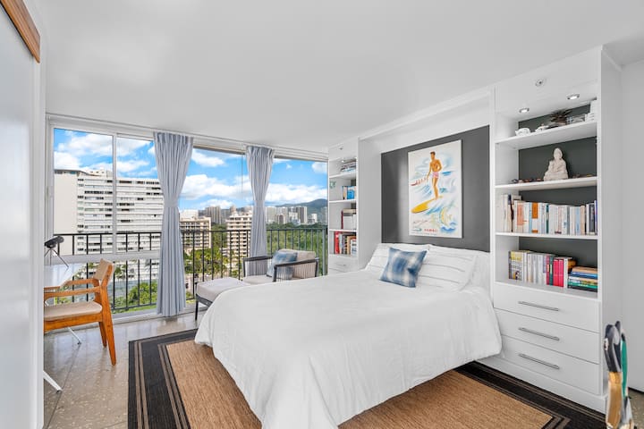 DHBH 1402 3 Bedroom Rooftop unit w/AC & 360° views gallery image 4