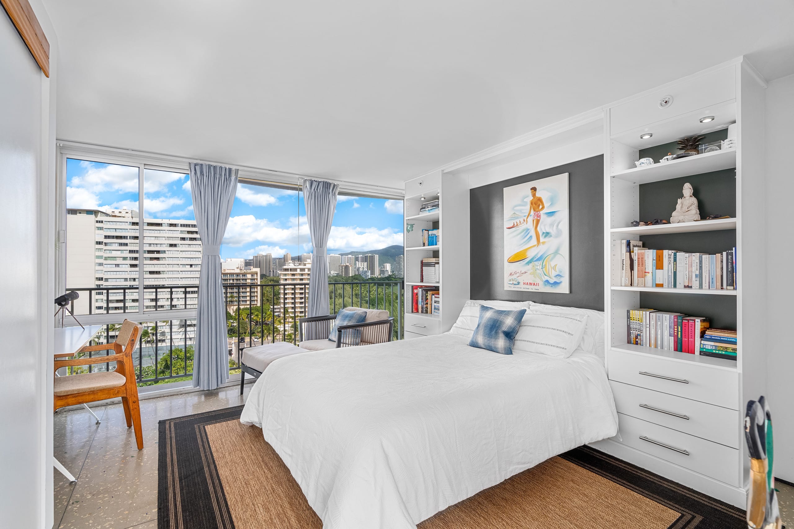 DHBH 1402 3 Bedroom Rooftop unit w/AC & 360° views - Image 23