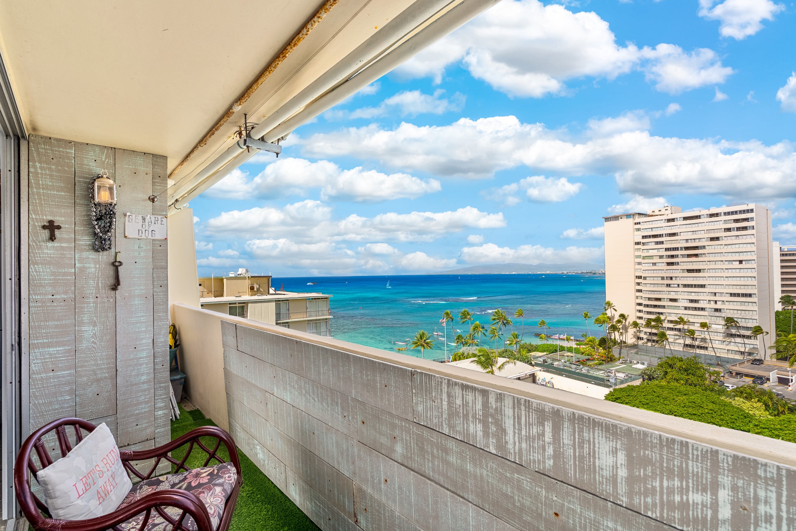 DHBH 1402 3 Bedroom Rooftop unit w/AC & 360° views - Image 39